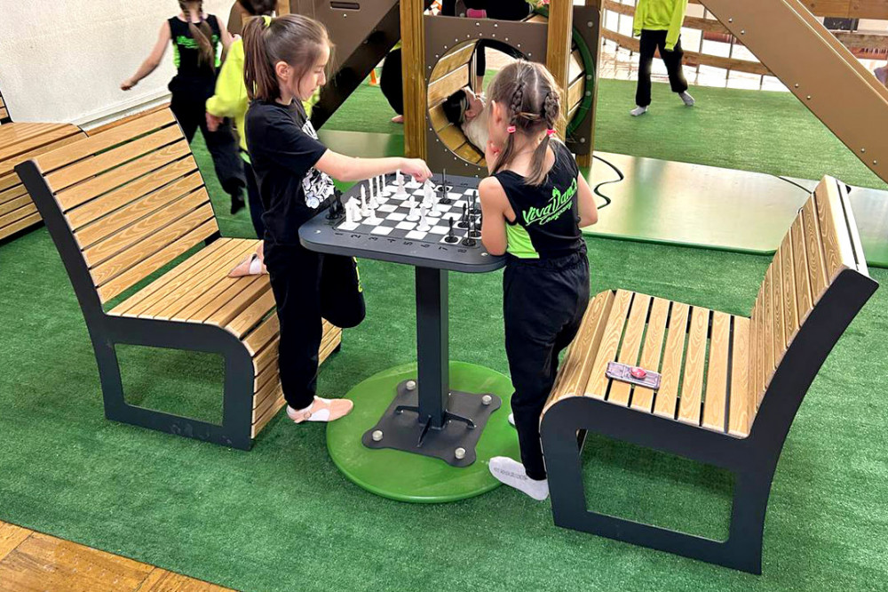 Стол "Парковый" с шахматной доской СТ-1.6