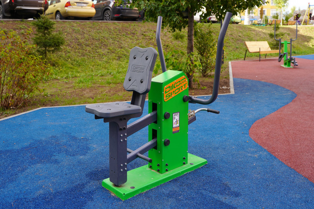 Тренажер «Жим к груди» с изменяемой нагрузкой ТР-1.64.1