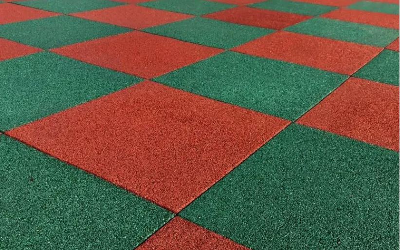 резиновая плитка — крупный план покрытия