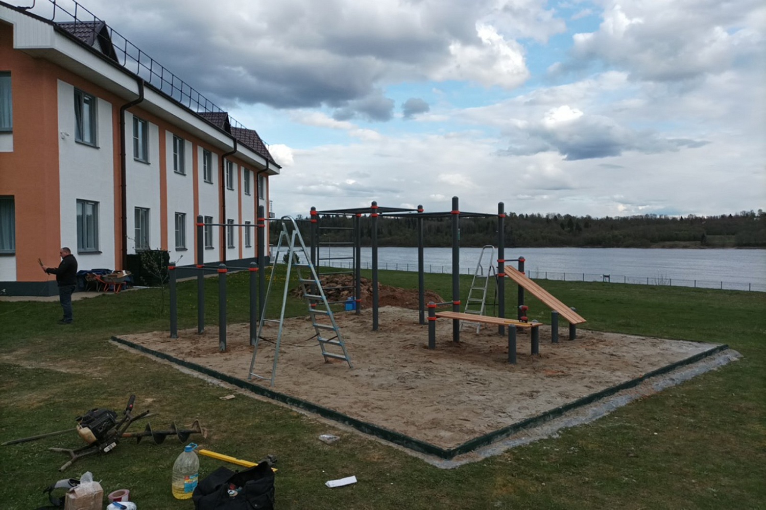 Строительство воркаут площадки для базы отдыха, г. Рыбинск